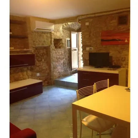 Accogliente Monolocale Appartement Giglio Castello